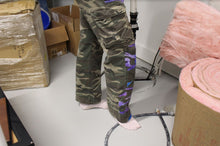 Load image into Gallery viewer, Tundra &quot;Royal Gurkha&quot; Joggers Size L